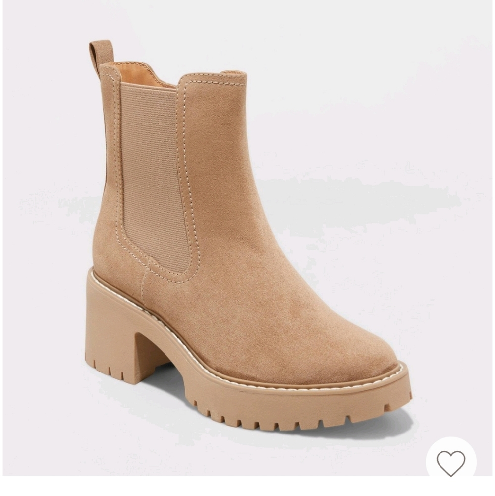 Tan Chelsea Boots Universal Thread